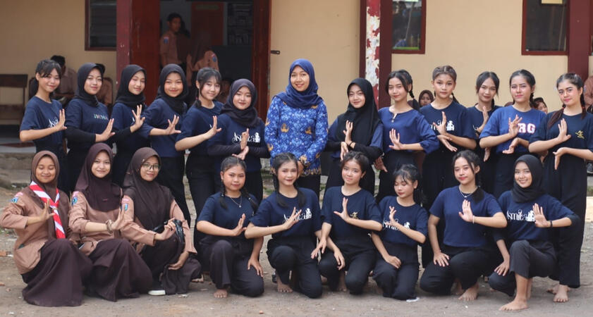 Tari Sambutan
